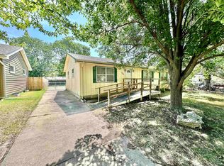 430 N 9th St, Towanda, KS 67144