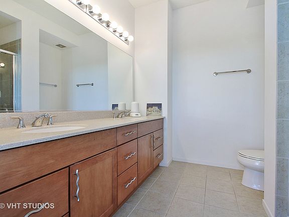 5th image of 9655 Woods Dr Unit 1908