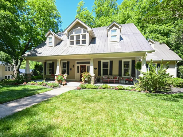 206 S Wake St, Hillsborough, NC 27278