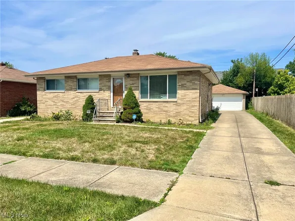 14900 Dana Ave, Cleveland, OH 44111