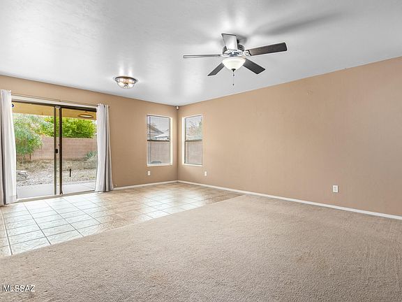 3rd image of 4114 E Agate Knoll Dr