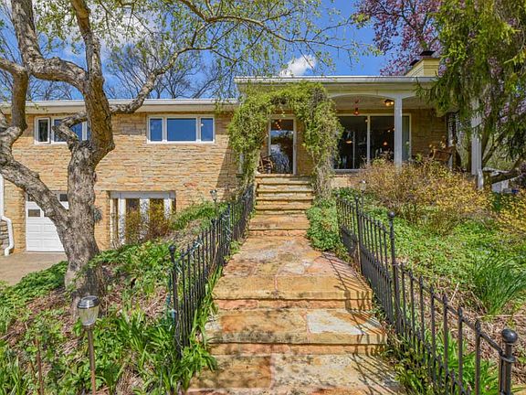 3rd image of 5824 Forestway Ln