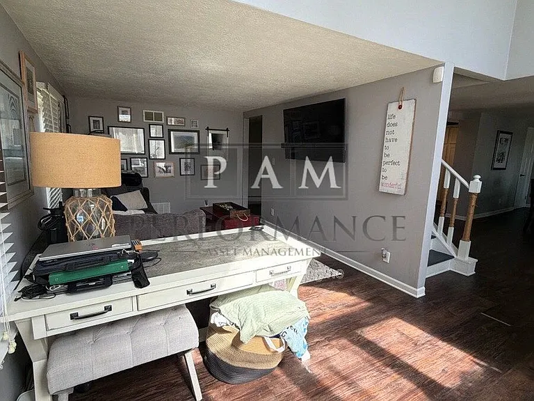 4730 5th Ave — Photo 6