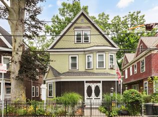 11 Bruce St, Dorchester, MA 02124