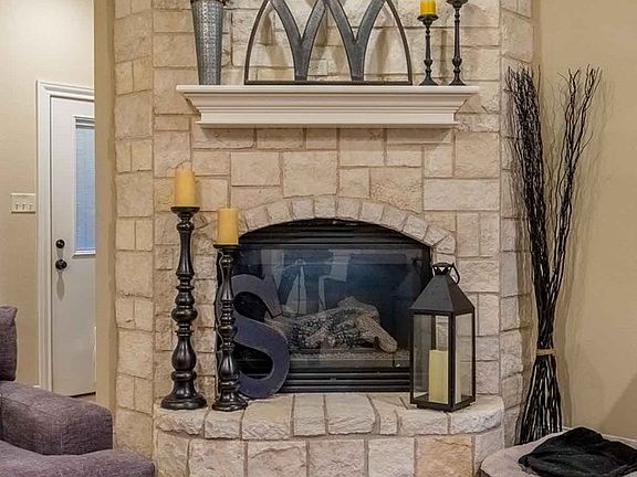 5th image of 5522 Carmel Ct