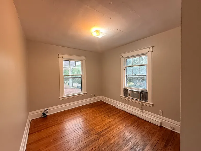 720 S Park St #3 — Photo 8