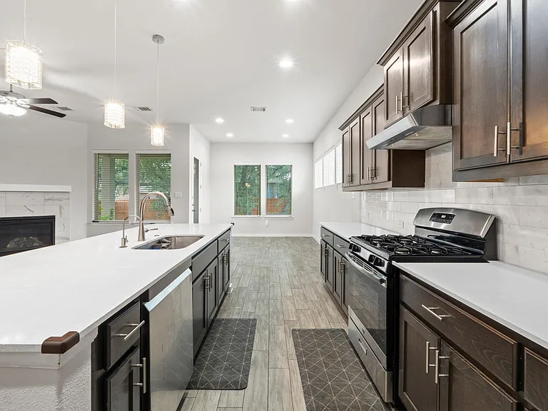 3617 Kyler Glen Cv — Photo 4