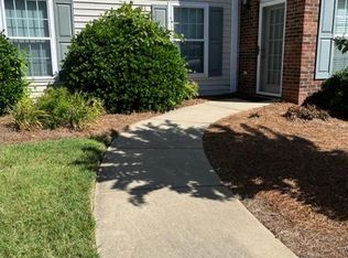 3717 Morris Farm Dr APT 1A, Greensboro, NC 27409