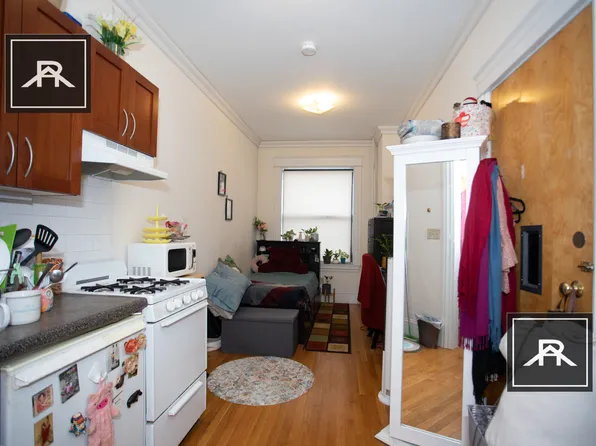 871 Beacon St APT 6, Boston, MA 02215