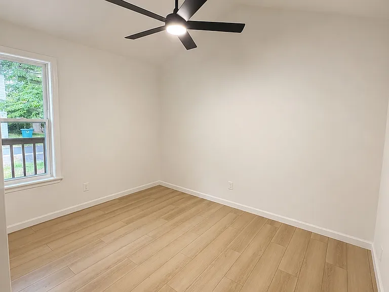 2112 Valley Oaks Dr SE #1 — Photo 7