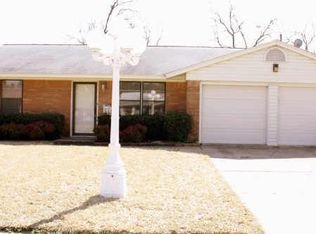 2404 Adams Ct, Irving, TX 75061