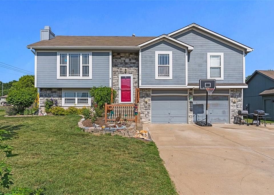 1915 N 156th St, Basehor, KS 66007 Zillow