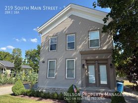 219 S Main St