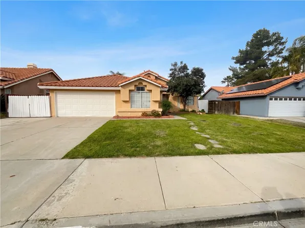 25311 Chicago Ave, Hemet, CA 92544