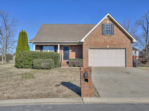 4914 Court Dr, Murfreesboro, TN 37128