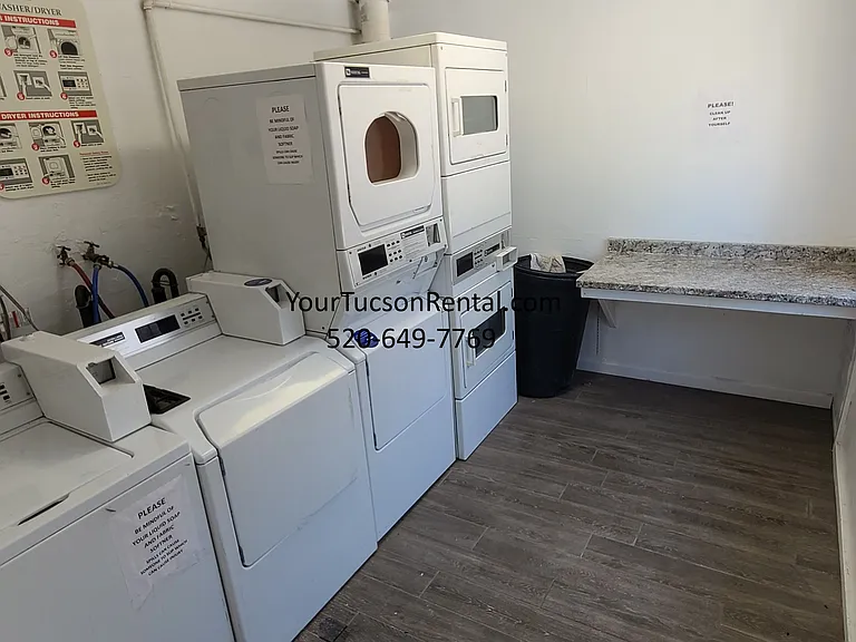 Country Club Road North Apartments — Photo 5
