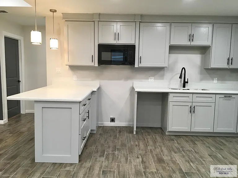 24186 Culiacan St #18 — Photo 10