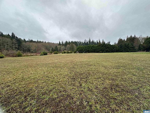 2nd image of 505 N Barr Rd