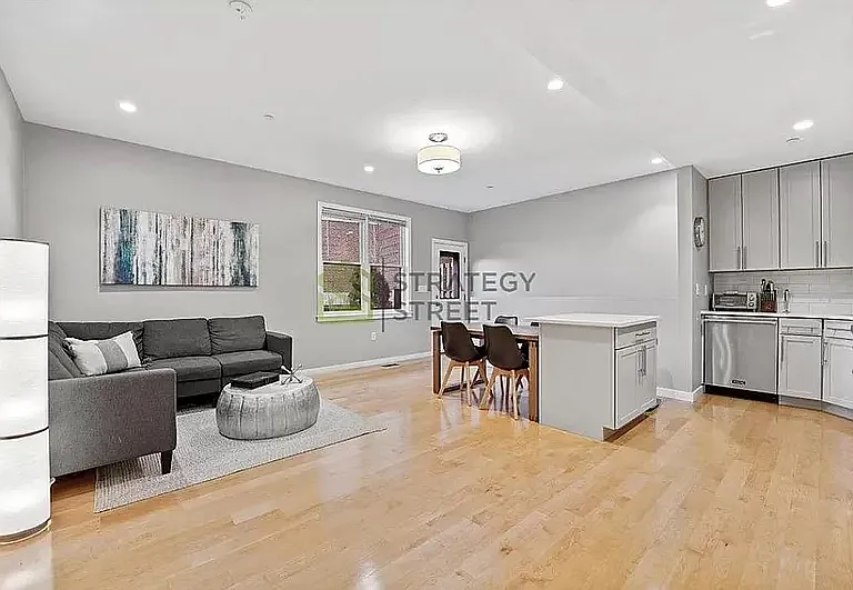 246 Boston St #1 — Photo 3