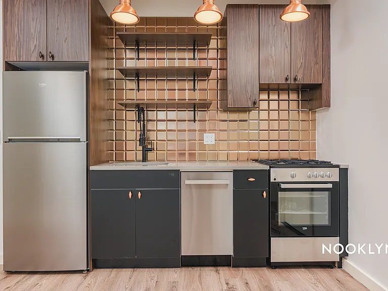 150 Bayard St #4D — Photo 2
