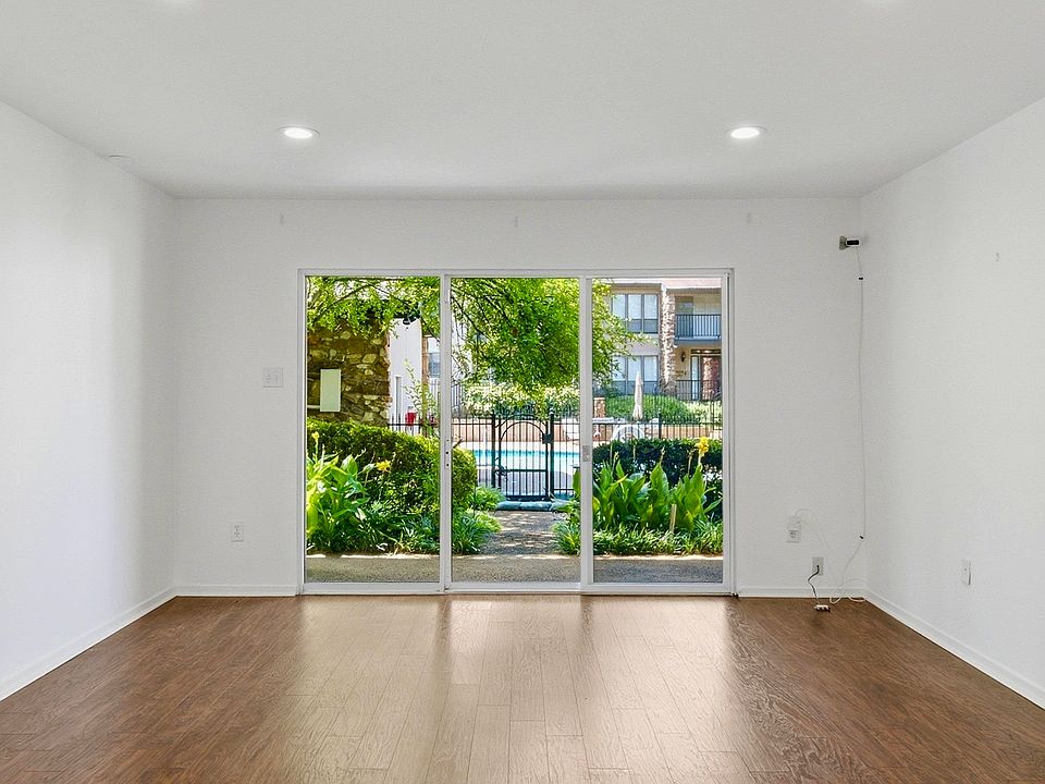 1st image of 427 S Perkins Rd APT 1