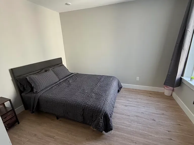 1109 Dunton St #1 — Photo 5