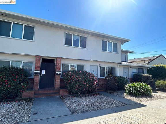 2nd image of 3314 Barrett Ave