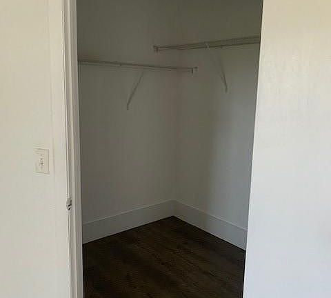 4th image of 1041 NW 2nd Ave