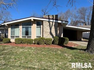 304 Lake St, Jacksonville, IL 62650