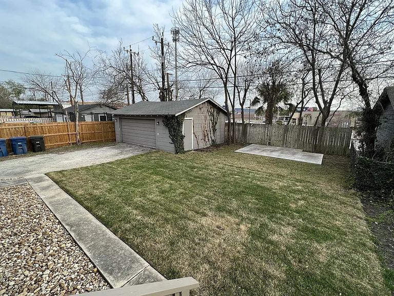 430 Bryn Mawr Dr — Photo 5