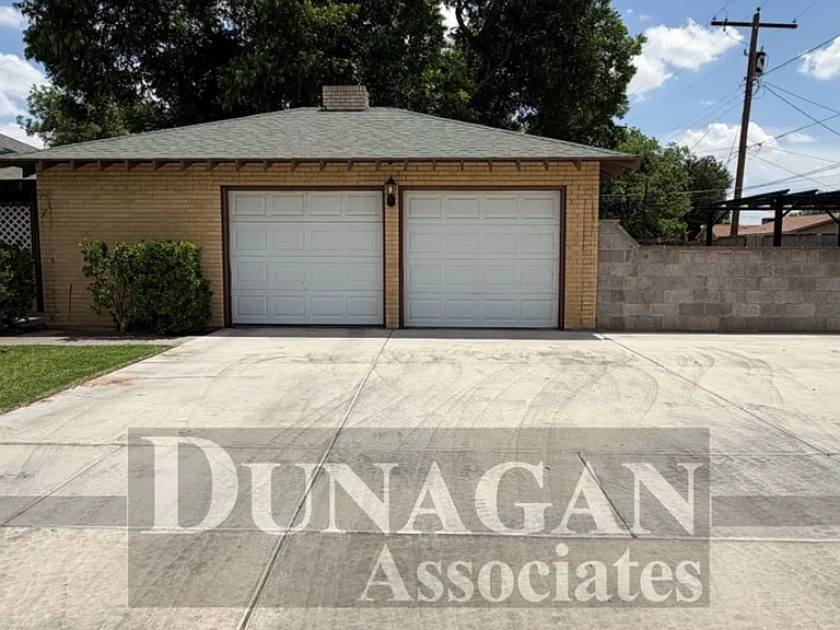 925 N Alameda St — Photo 11