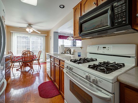 4th image of 177 Crescent Ln
