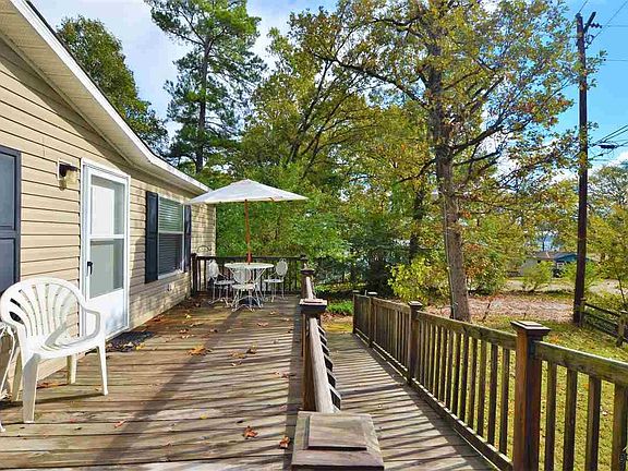 2nd image of 586 Westwood Dr