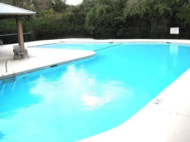 208 Clouter Creek Dr — Photo 30