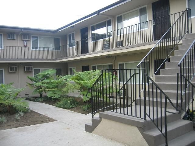 1st image of 812 S Glendale Ave APT 10