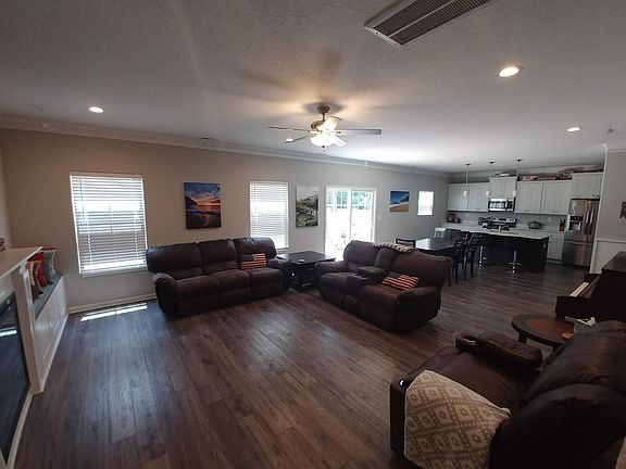 2nd image of 5605 Coliss Ave