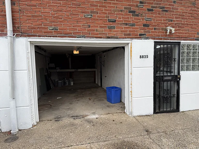 8835 Roosevelt Blvd — Photo 24