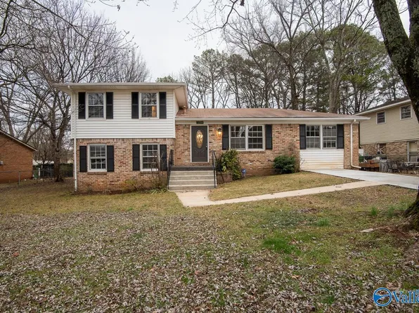 3204 Harvey St NW, Huntsville, AL 35810