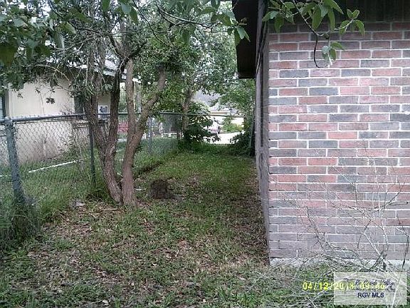 3rd image of 25717 Margaret St