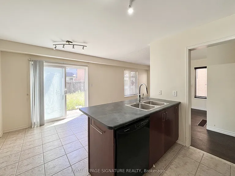 99 Tansley Cres — Photo 19