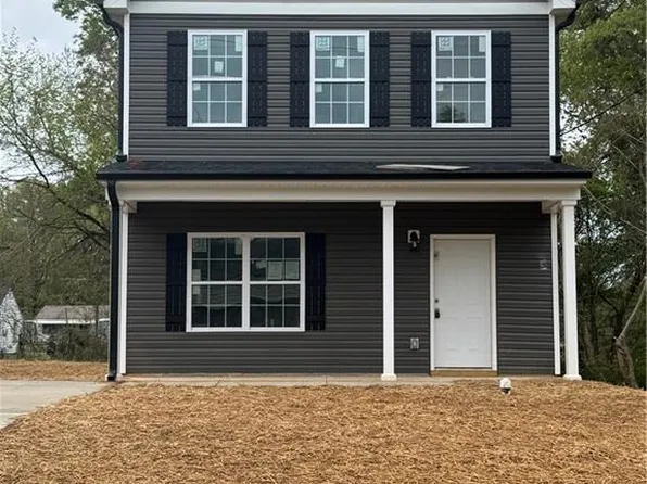 823 Sunset St, Reidsville, NC 27320