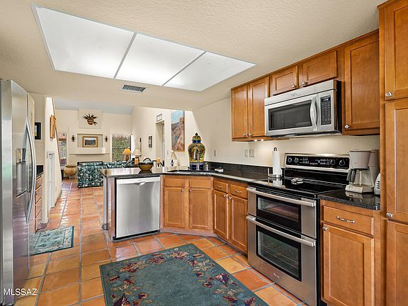 4th image of 5229 E Woodspring Dr