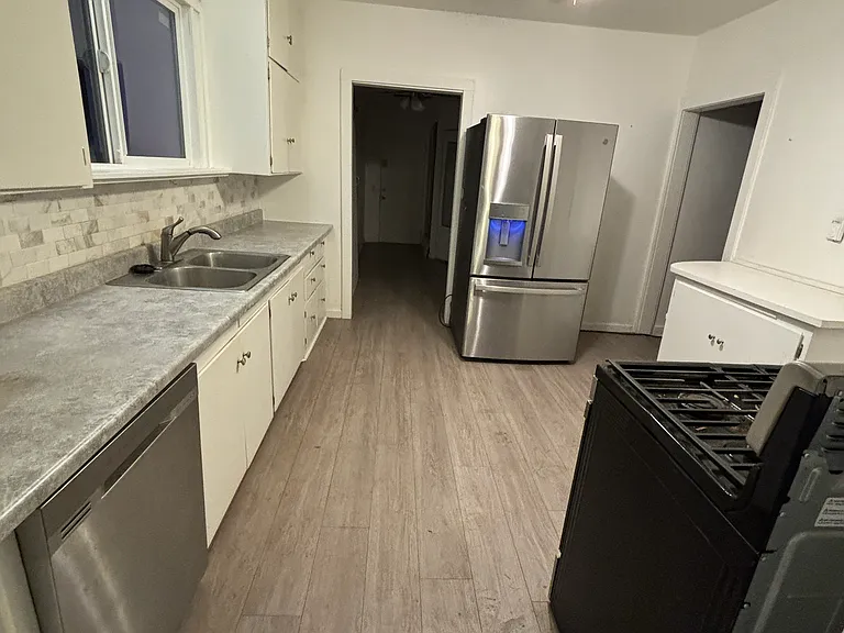 1310 E Gila St — Photo 7