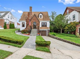 88 Dunwoodie St, Yonkers, NY 10704