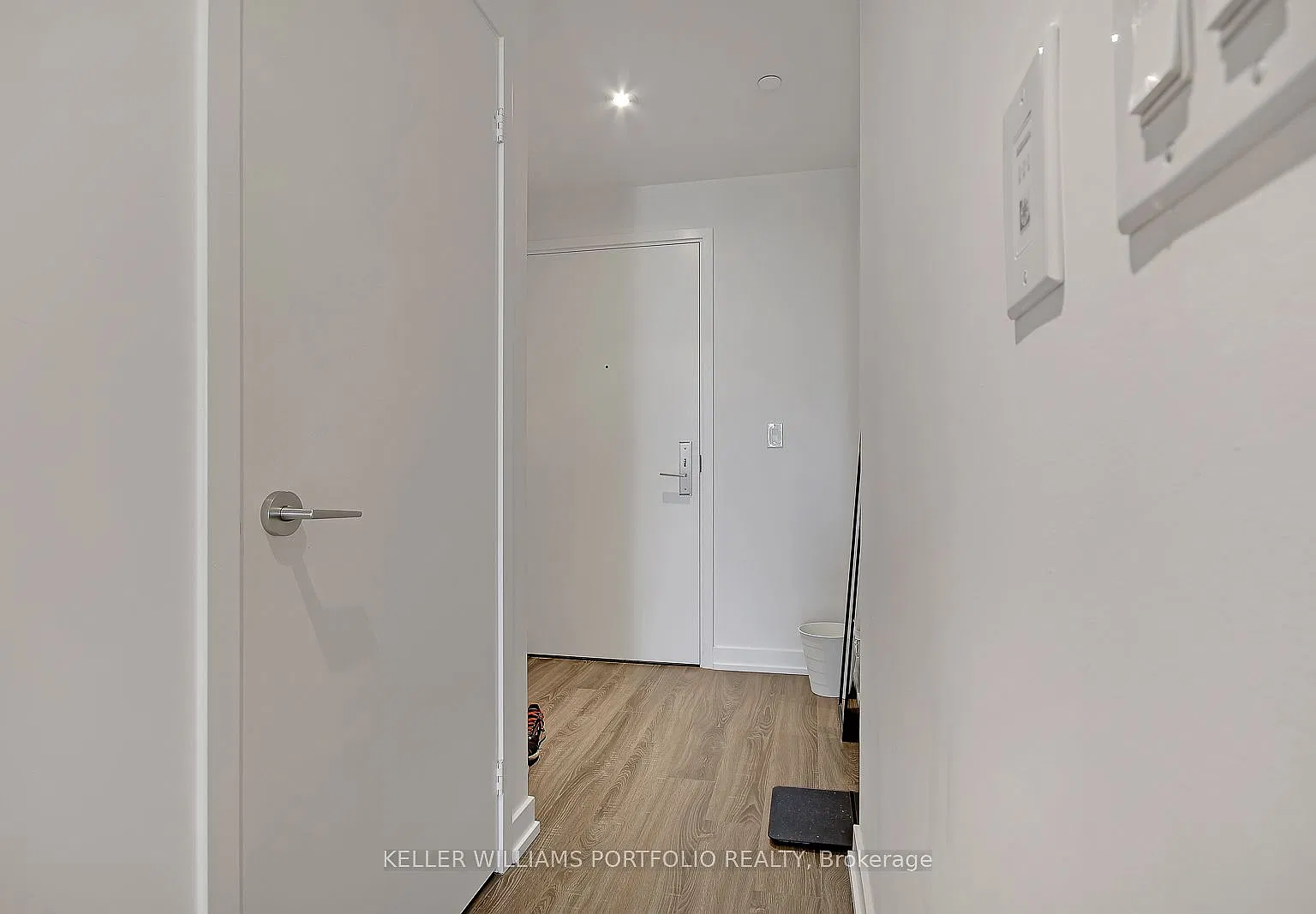 1 bed, $2,200 — Photo 3