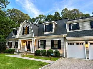 2 Roses Grove Rd, Southampton, NY 11968