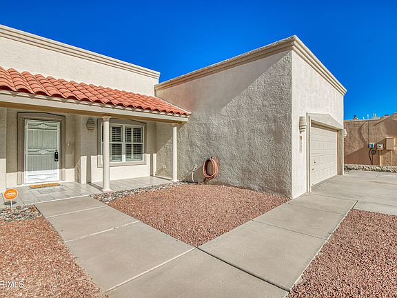 2nd image of 304 Avenida Mirador