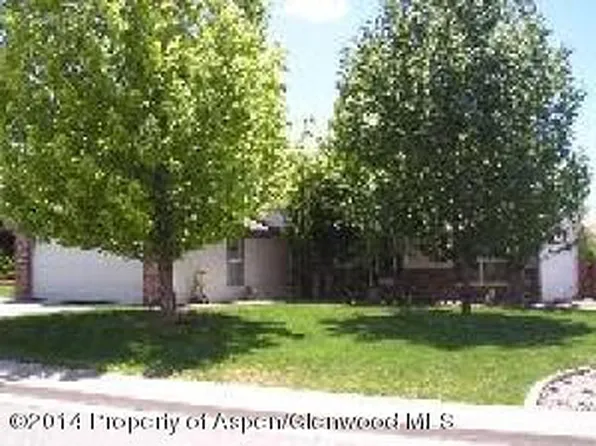 160 Sagemont Cir, Parachute, CO 81635