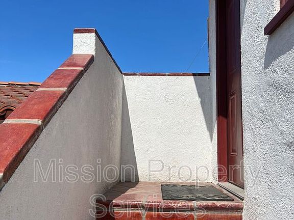 4th image of 11645 Hartsook St
