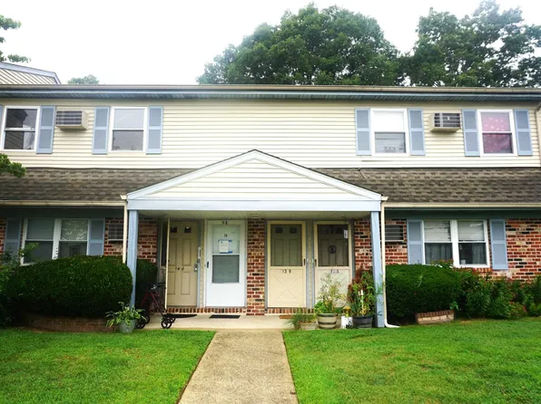 14B Oxford Vlg #14B, Egg Harbor Township, NJ 08234